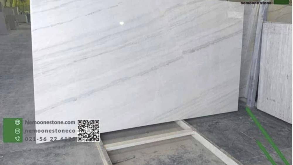 نصب انواع سنگ‌های طبیعی و مصنوعی